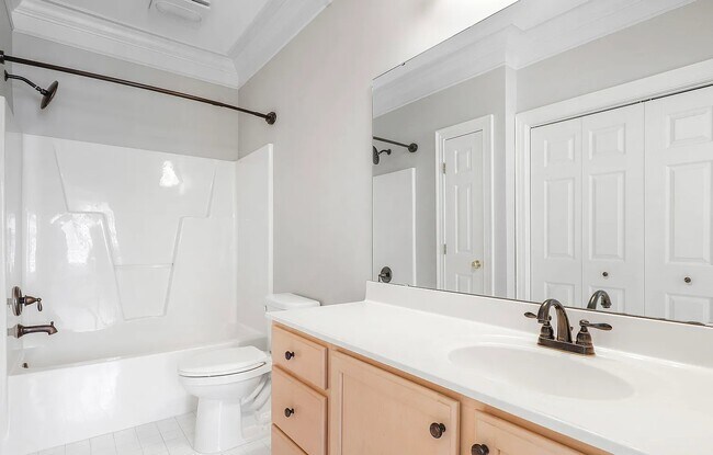 Foto del edificio - Spacious One-Bedroom in Prime Location