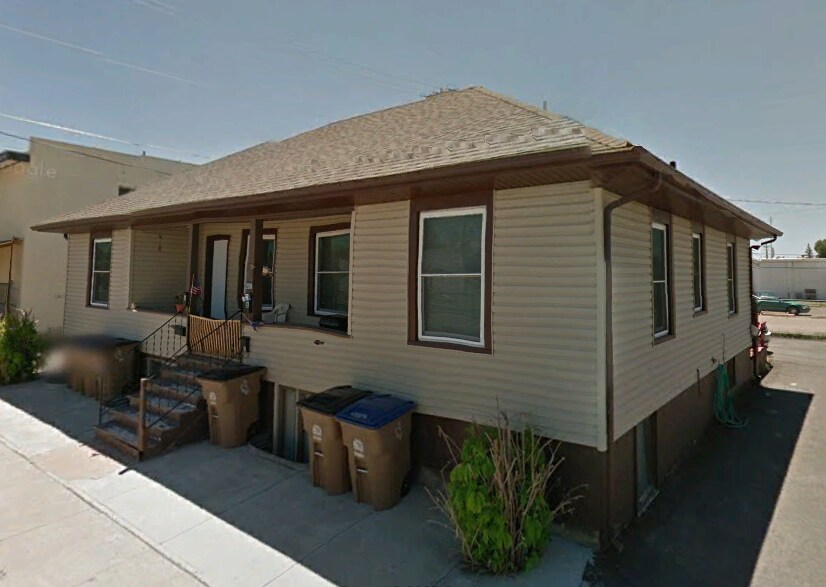 208 E Clark St Unit D, Laramie, WY 82072 Apartment for Rent in