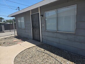 Building Photo - 2905 S Chester Ave