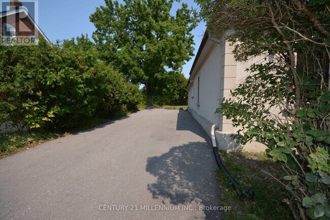 Building Photo - 8 West St