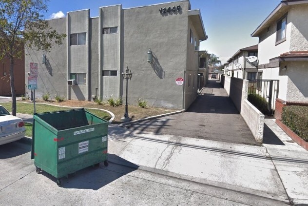 Primary Photo - 12445 Paramount Blvd