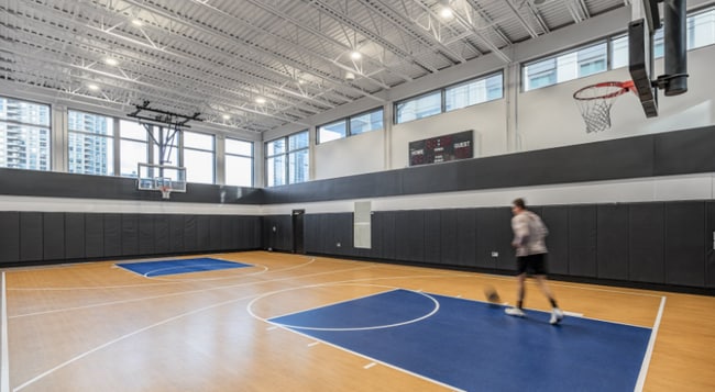 Building Photo - 550 W Kinzie St