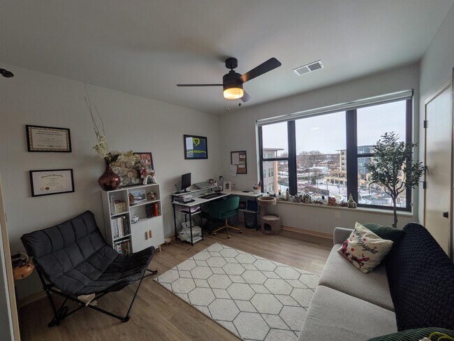 Foto del edificio - 6408 Bridge Rd