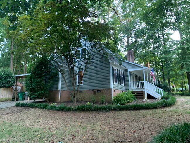 exterior photo of the house - 6501 Ironkettle Rd.