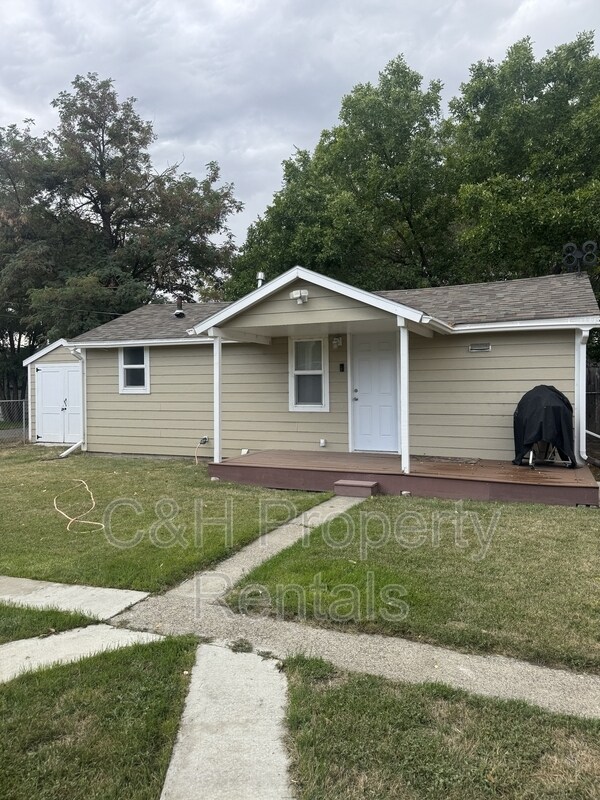 Foto principal - 2916 1/2 8th Avenue South - 1