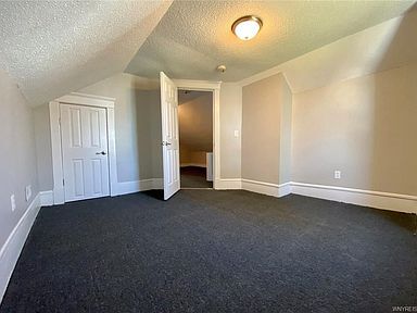 Building Photo - 66 Midway Ave