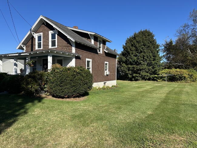 Building Photo - 25 Vernon St