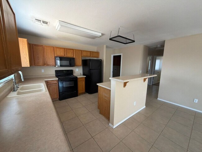 Building Photo - 13365 W Canyon Creek Dr