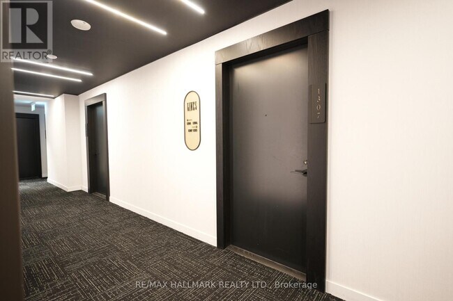 Photo du bâtiment - 127 Broadway Ave