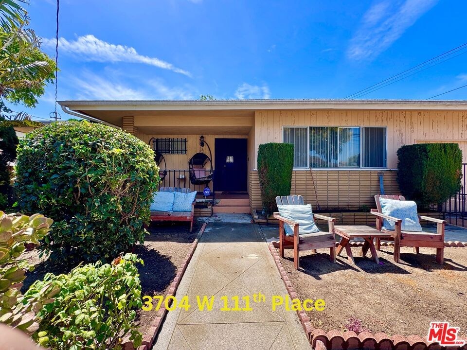 Primary Photo - 3704 W 111th Pl