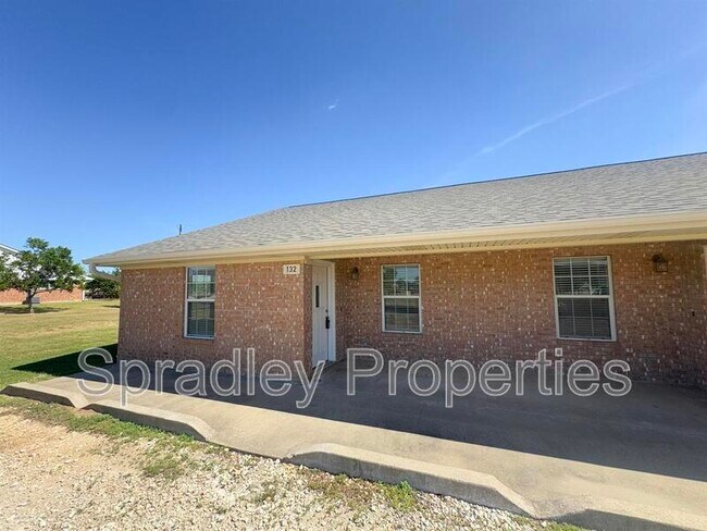 Building Photo - 132 Lacey Lou Ln