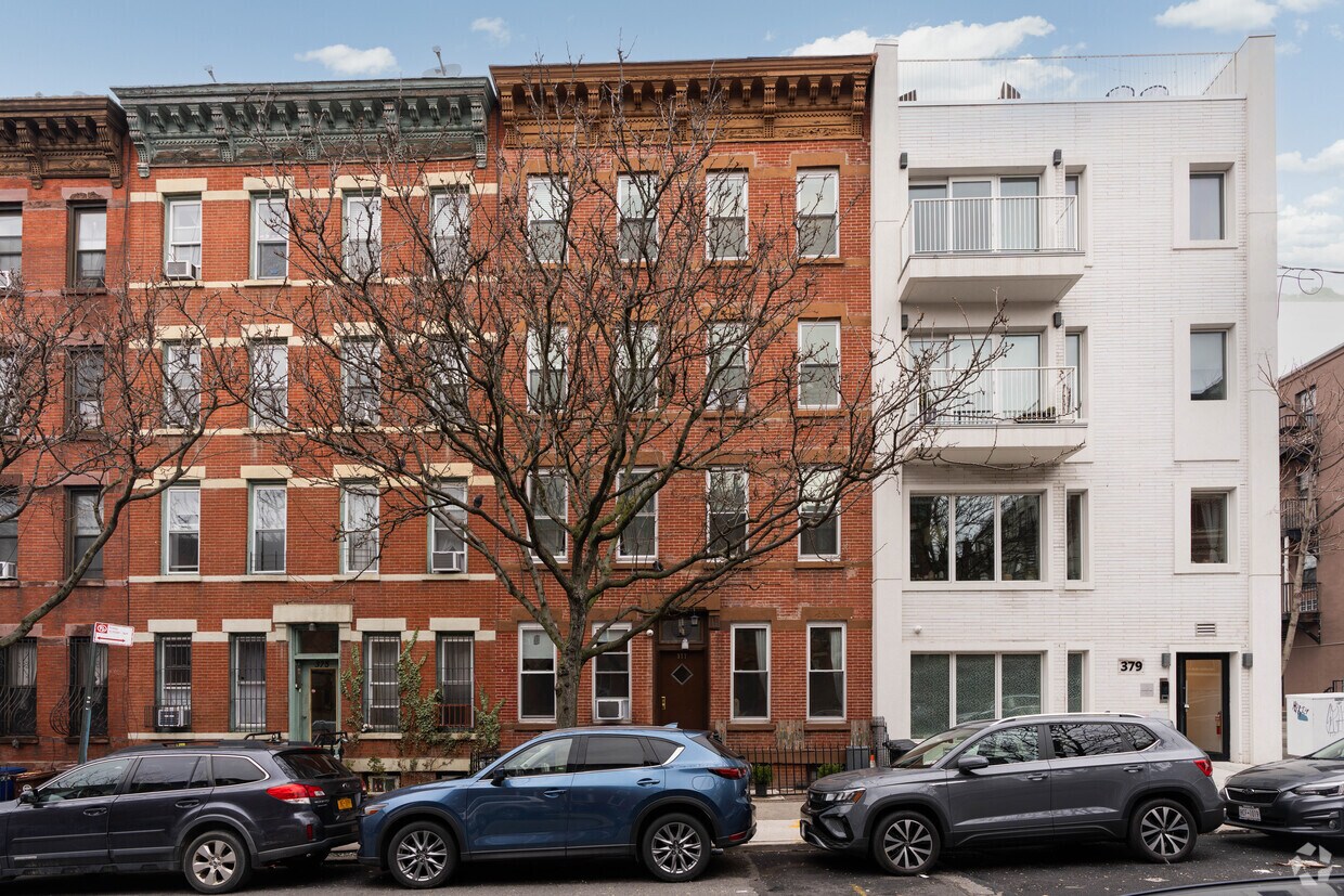 Primary Photo - 377 13th St