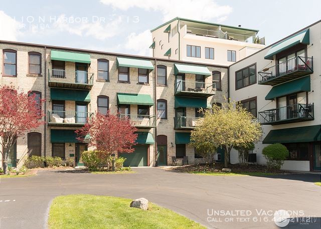 Primary Photo - 110 N Harbor Dr #113