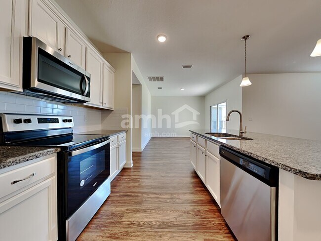 Foto del edificio - 163 Banyan Frst Dr