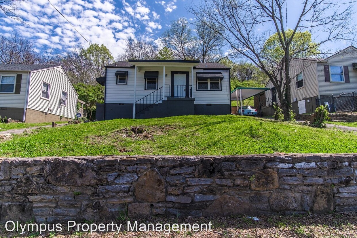 Primary Photo - 2 br, 1 bath House - 300 Sentinel Dr