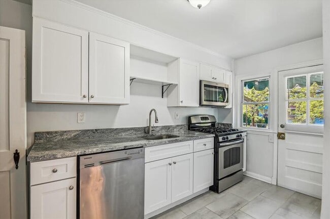 Building Photo - 3627 Elmora Ave