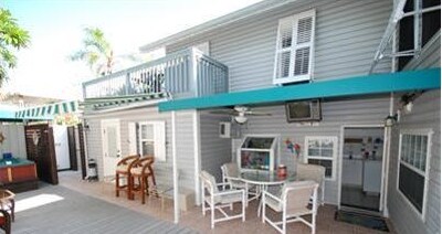 Primary Photo - 2370 Estero Blvd