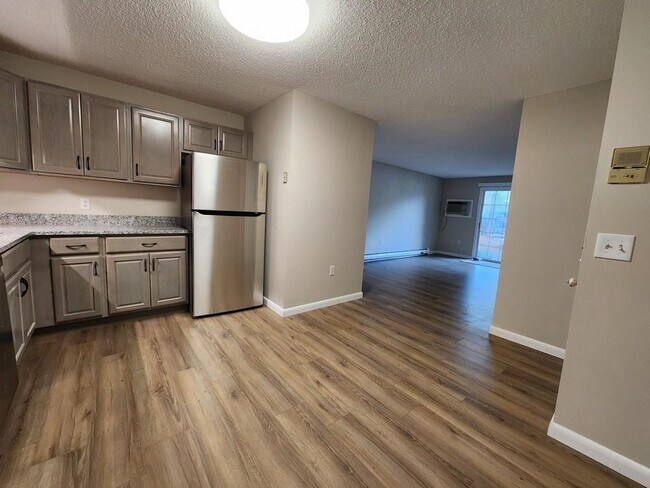 Foto del edificio - 614 Midhurst Rd