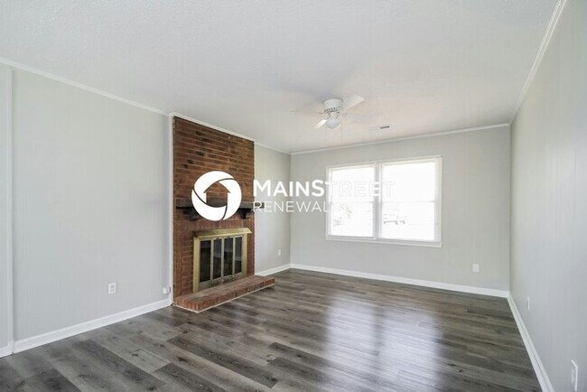 Foto del edificio - 3 Bedroom Pet-Friendly Home in Winston-Sal...