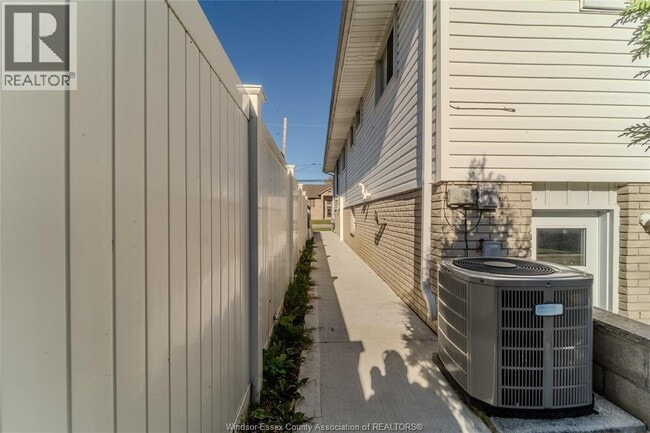 Photo du bâtiment - 5935 Rose St