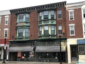 Building Photo - 1127 Hamilton St
