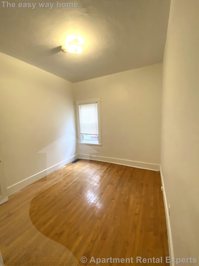 Foto del edificio - 150 Fifth St Unit #1