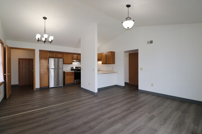 Foto del edificio - 2216 Valley Rd