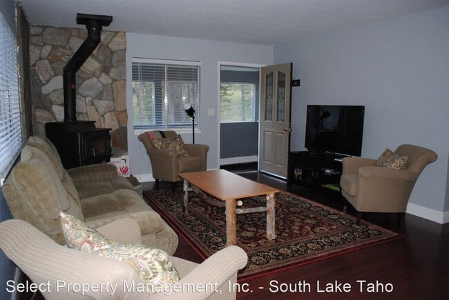 Building Photo - 3 br, 2 bath House - 1464 Mt Shasta Cir