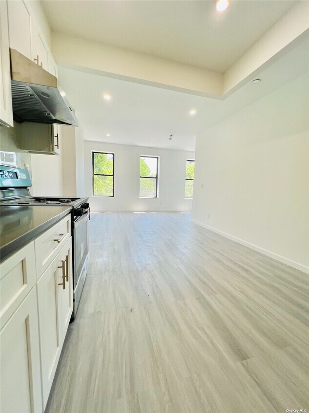 25 Somers St Unit 2, Brooklyn, NY 11233 Room for Rent in Brooklyn, NY