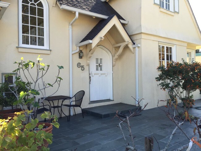 Foto del edificio - 65 Castenada Ave