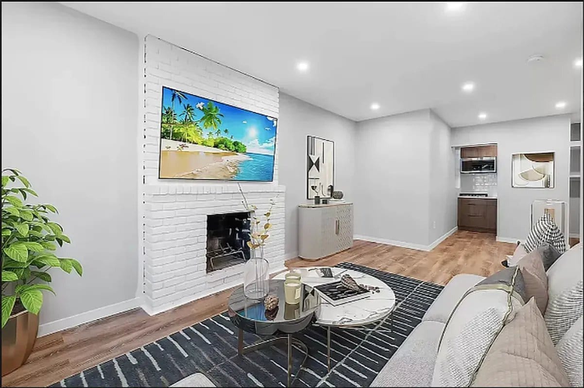 Foto principal - 453 W 48th St