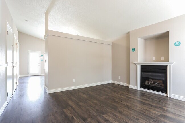 Building Photo - 20581 Willowbend Ln