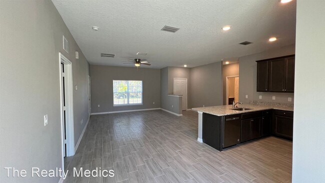 Foto del edificio - 3 br, 2 bath House - 3157 Westwind Ave SE