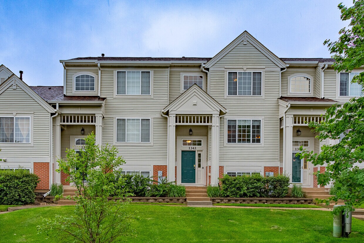 1343 New Haven Dr Unit 1343, Cary, IL 60013 Condo for Rent in Cary