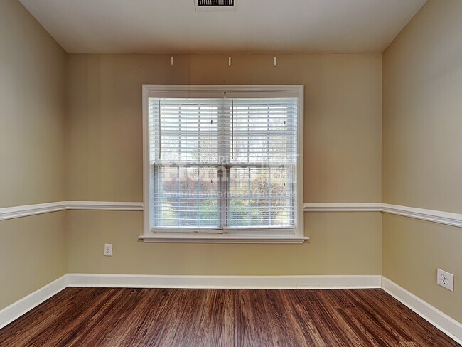 Building Photo - 4016 Clinard Avenue