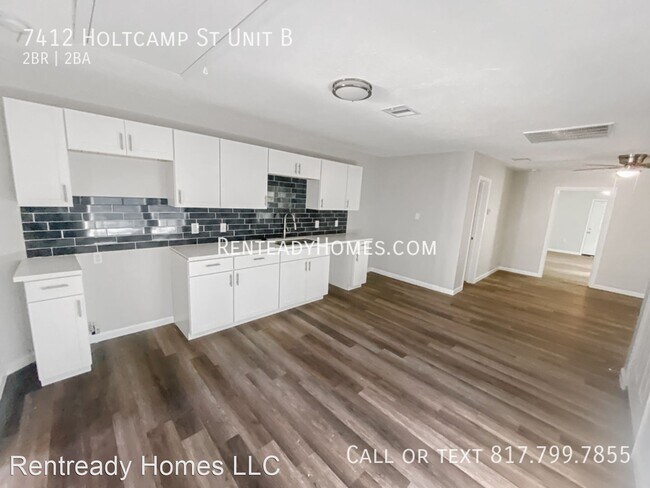 Foto del edificio - 2 br, 2 bath House - 7412 Holtcamp St Unit B