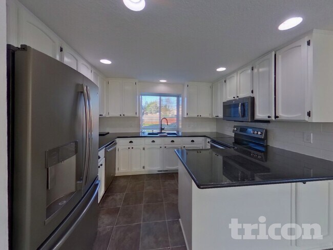 Foto del edificio - 407 SW Scotton Way