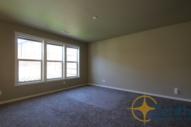 Foto del edificio - 6612 NE 56th Ave