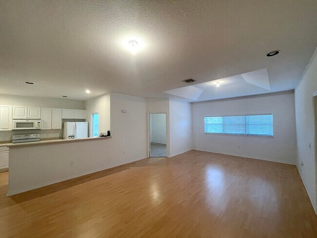 Foto del edificio - 1791 Lakefront Blvd