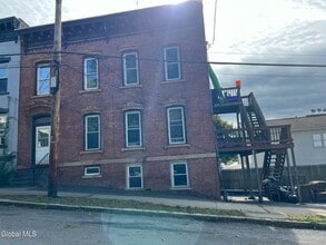 Building Photo - 8 Harrison Ave