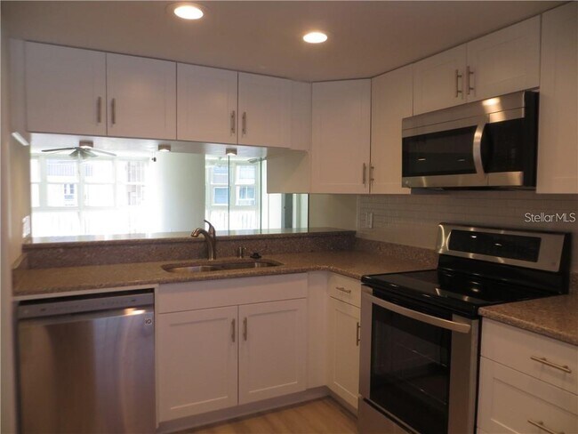 Foto del edificio - 121 Island Way