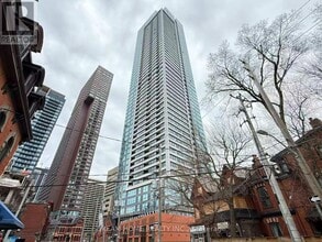 Building Photo - 609 Sherbourne St