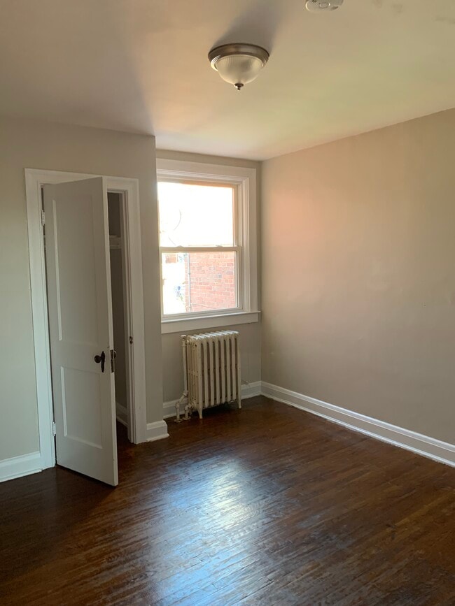 Building Photo - Griffis Avenue