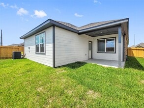 Building Photo - 7603 Thrips Ln