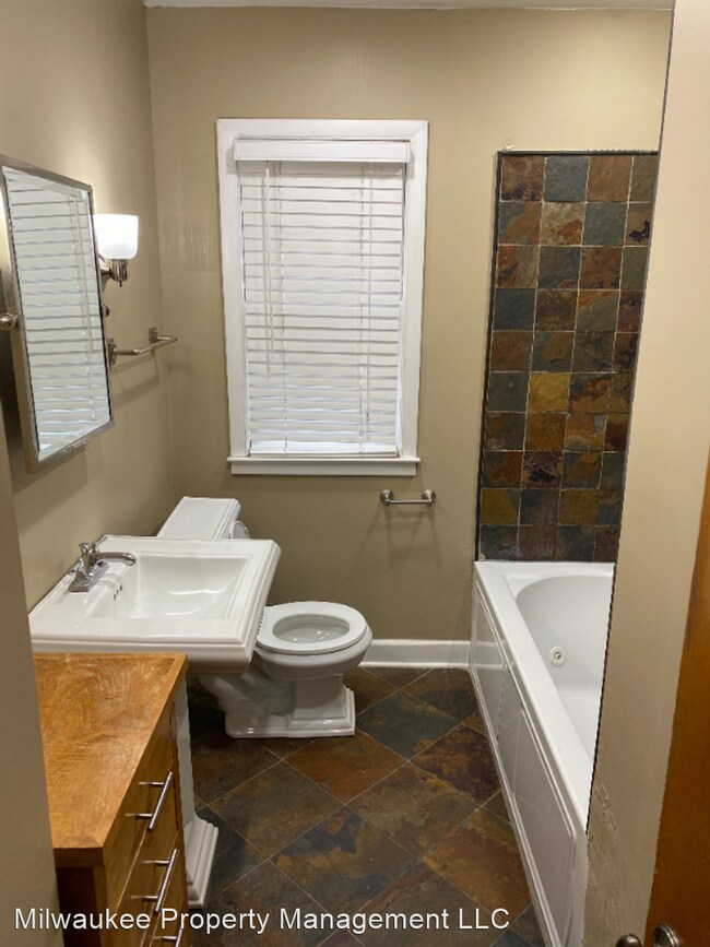 Building Photo - 3 br, 2 bath House - 2563 North 68th Street