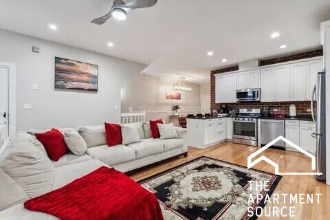 Foto principal - 3935 S Wells St