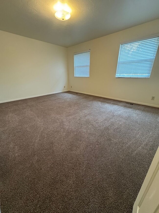 Building Photo - Incredible West Jordan home for rent!