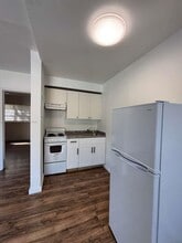 Building Photo - 146 NE 55th St