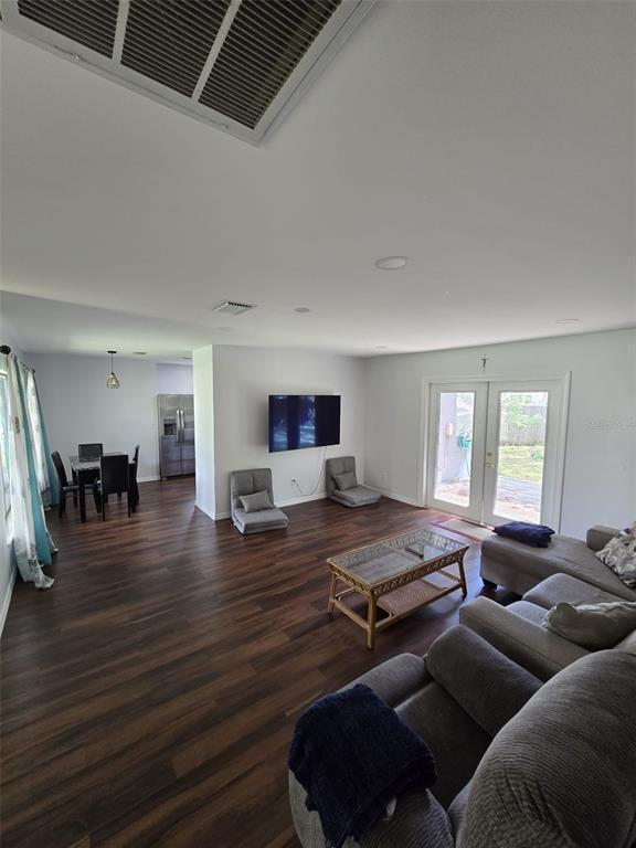 Foto principal - 11821 Vera Ave