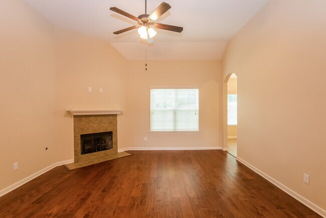 Building Photo - 6156 Trail Creek Ln